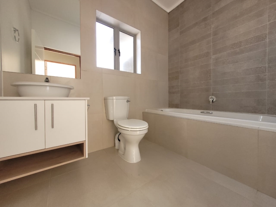 3 Bedroom Property for Sale in Mooikloof Country Estate Western Cape